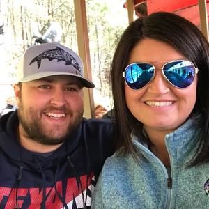 Meet your Posher, Levi